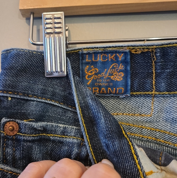 Lucky Brand Flare Jeans - size 8/29 - Picture 4 of 9